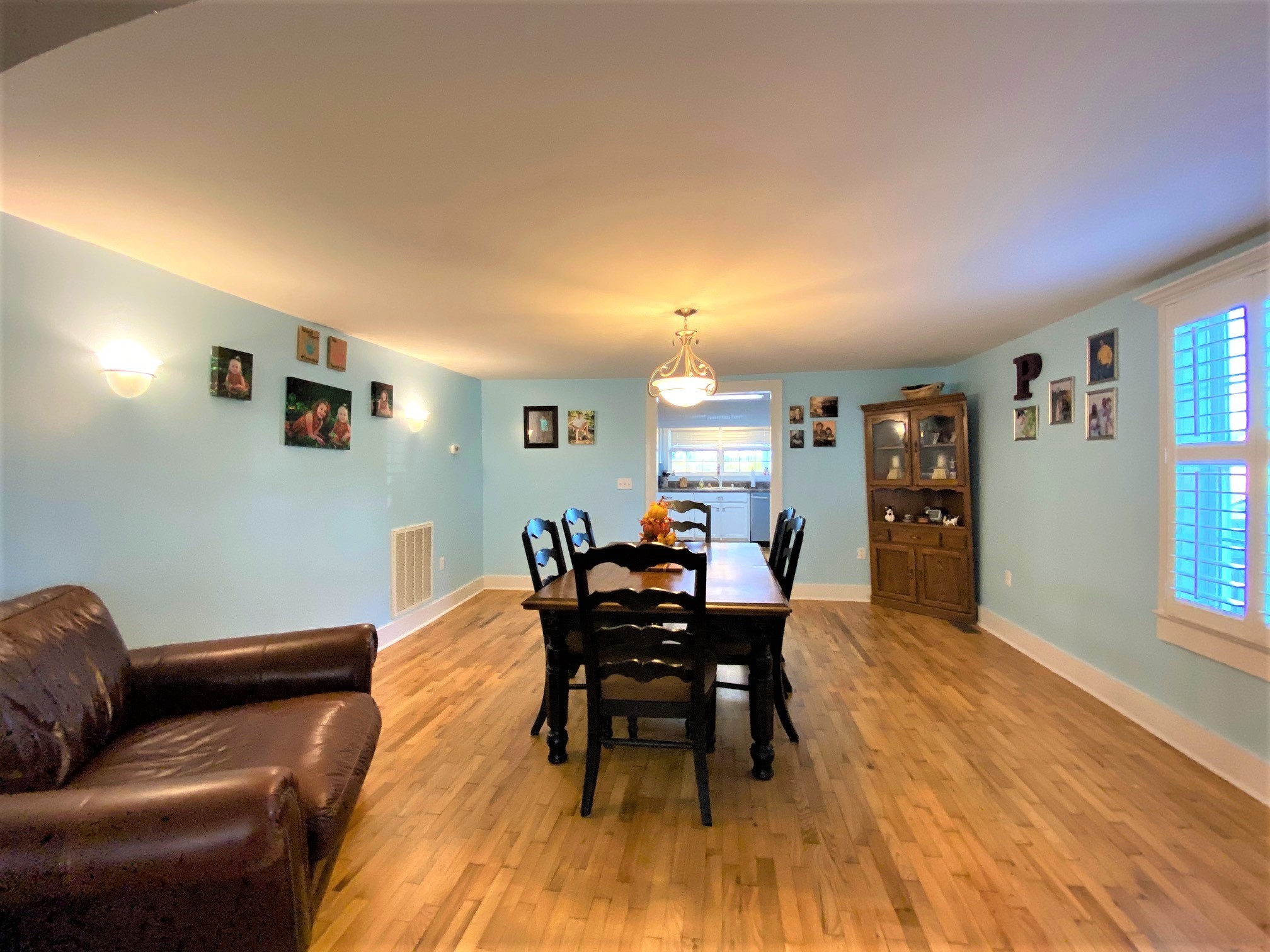 29377 State Line Road Ardmore, TN 38449 - Photo 14 of 36 a living room with furniture and wooden floor