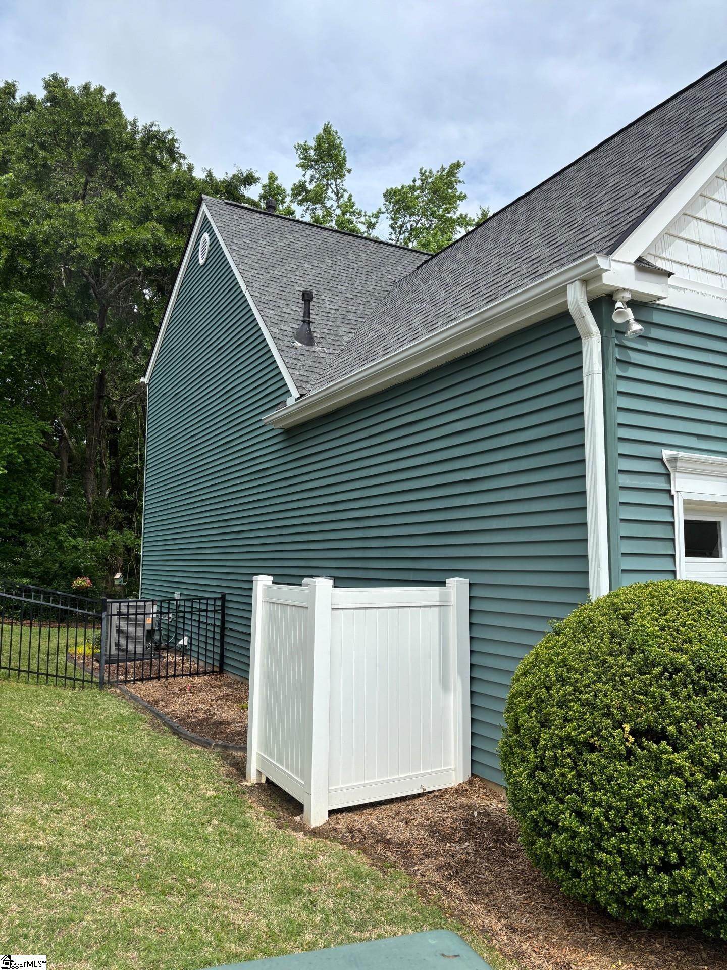 129 Ledgewood Way Easley, SC 29642 - Photo 20 of 21