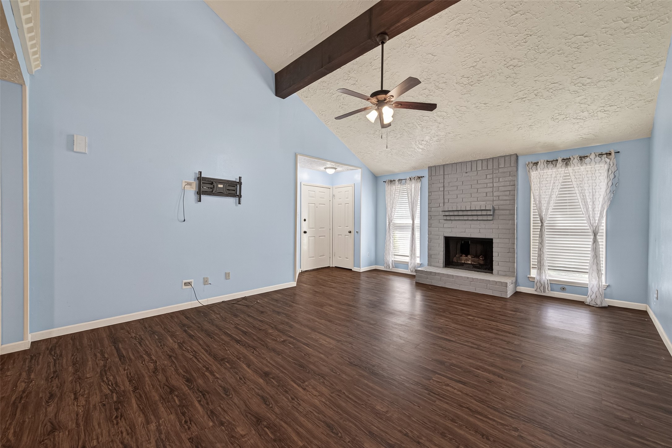 10610 Wayward Wind Lane Houston, TX 77064 - Photo 9 of 49