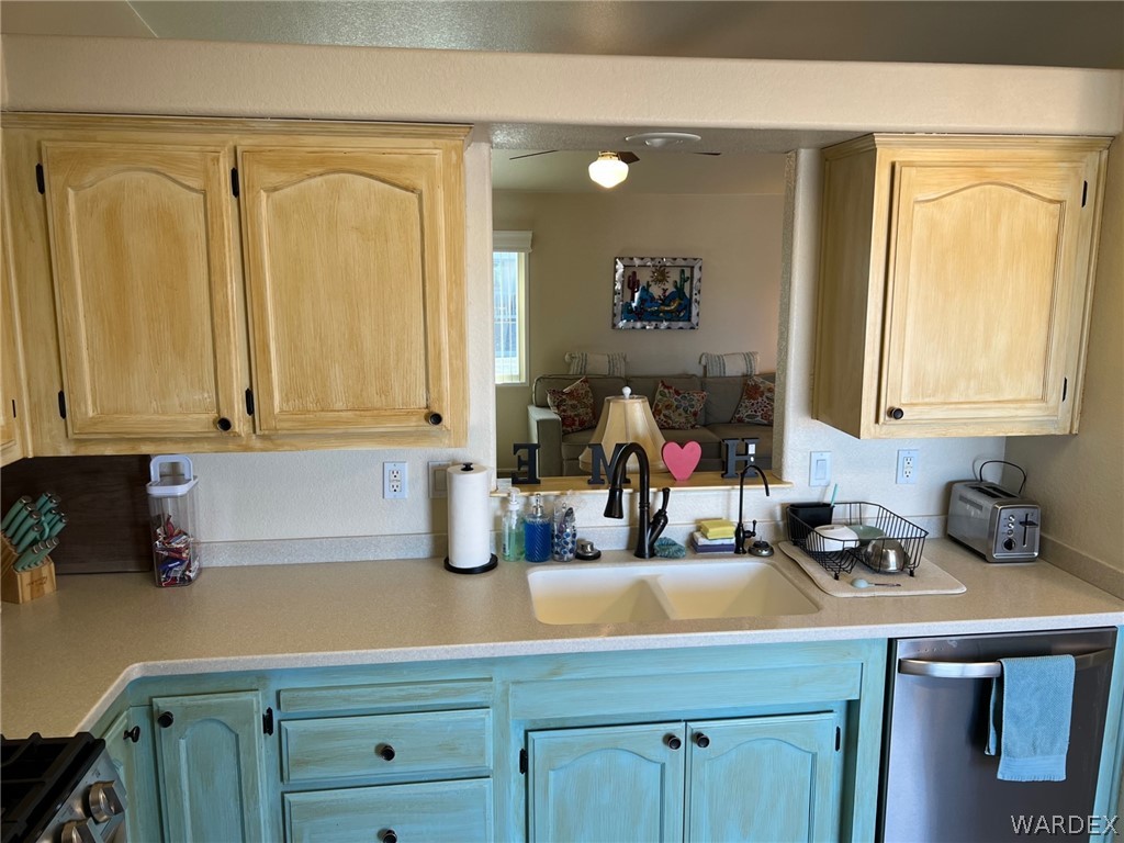 1545-e El Rodeo Road Road, Unit 169 Fort Mohave, AZ 86426 - Photo 11 of 42 Gallery Image 11