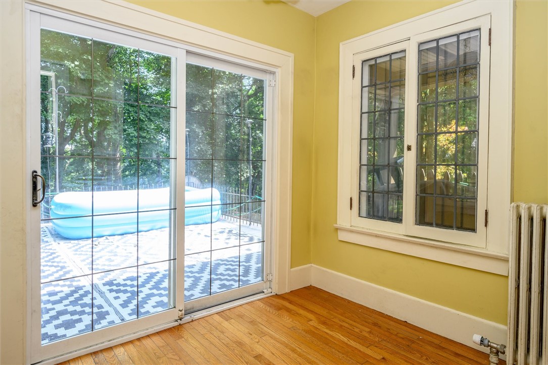 300 Maplewood Avenue Rochester, NY 14613 - Photo 17 of 50