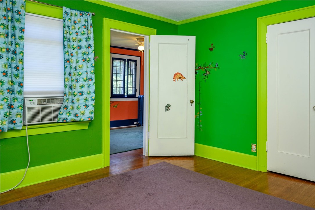 300 Maplewood Avenue Rochester, NY 14613 - Photo 28 of 50