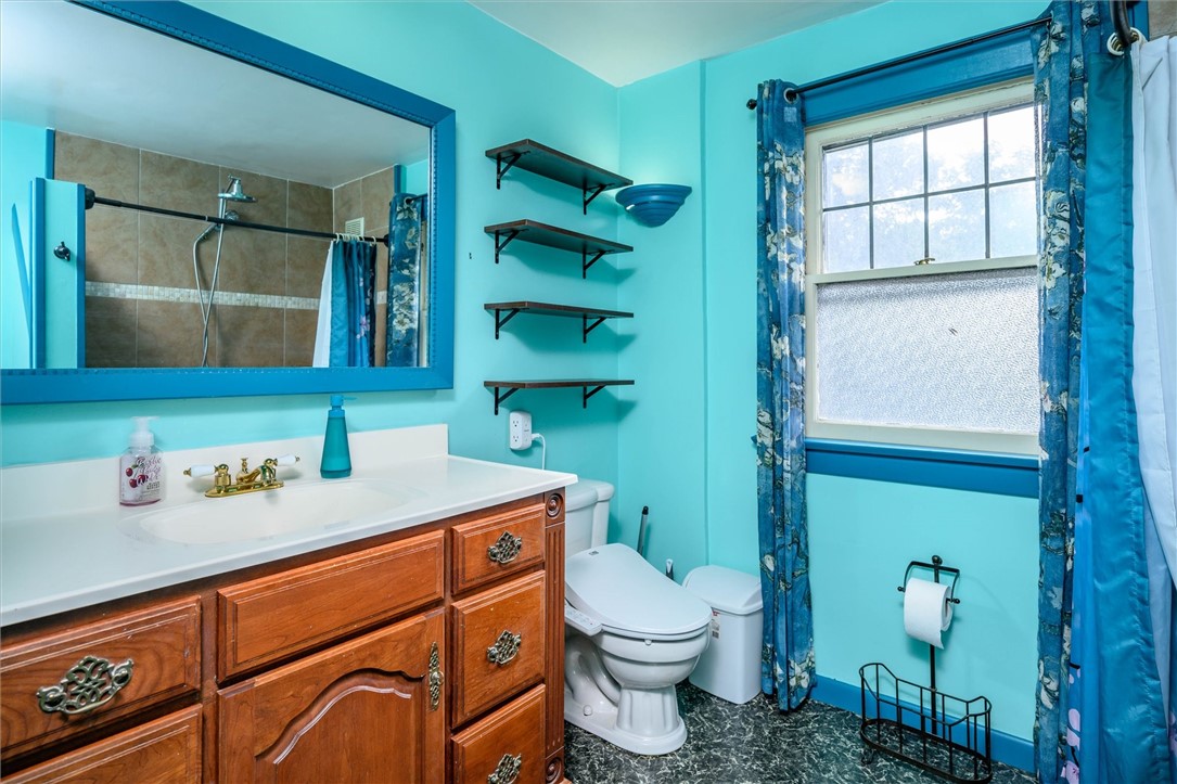 300 Maplewood Avenue Rochester, NY 14613 - Photo 32 of 50