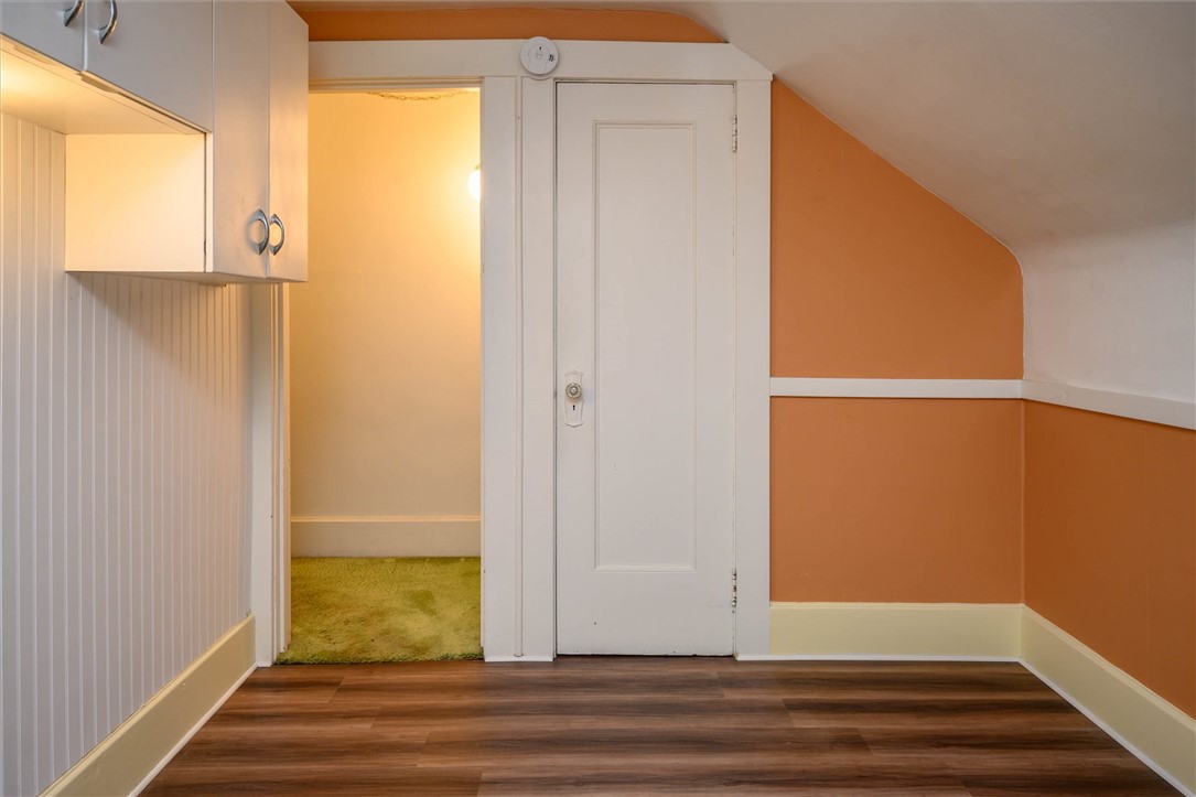 300 Maplewood Avenue Rochester, NY 14613 - Photo 35 of 50