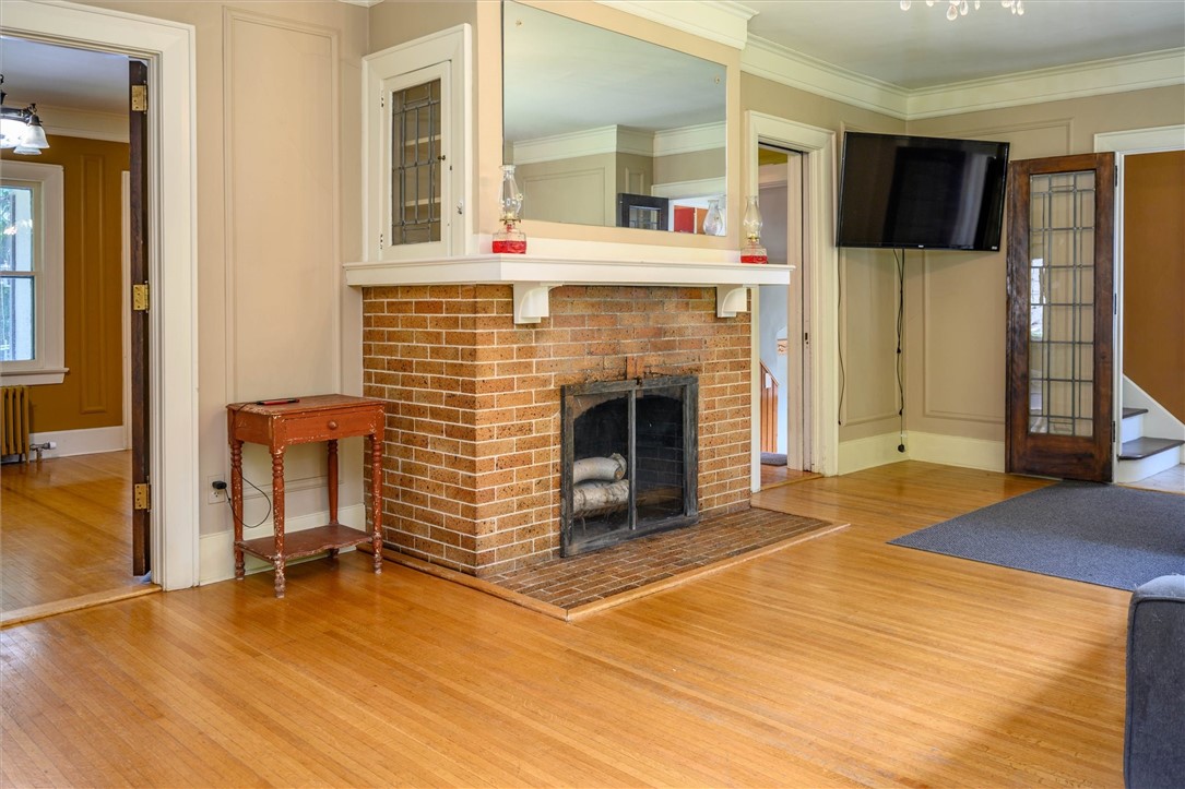 300 Maplewood Avenue Rochester, NY 14613 - Photo 6 of 50