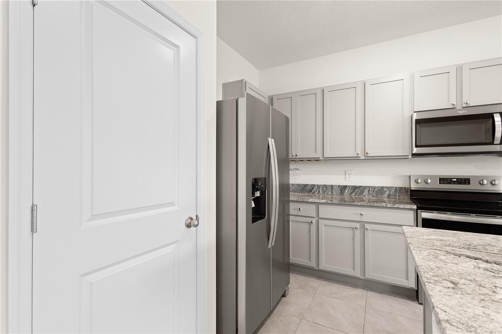 17522 Crescent Moon Loop Bradenton, FL 34211 - Photo 6 of 30