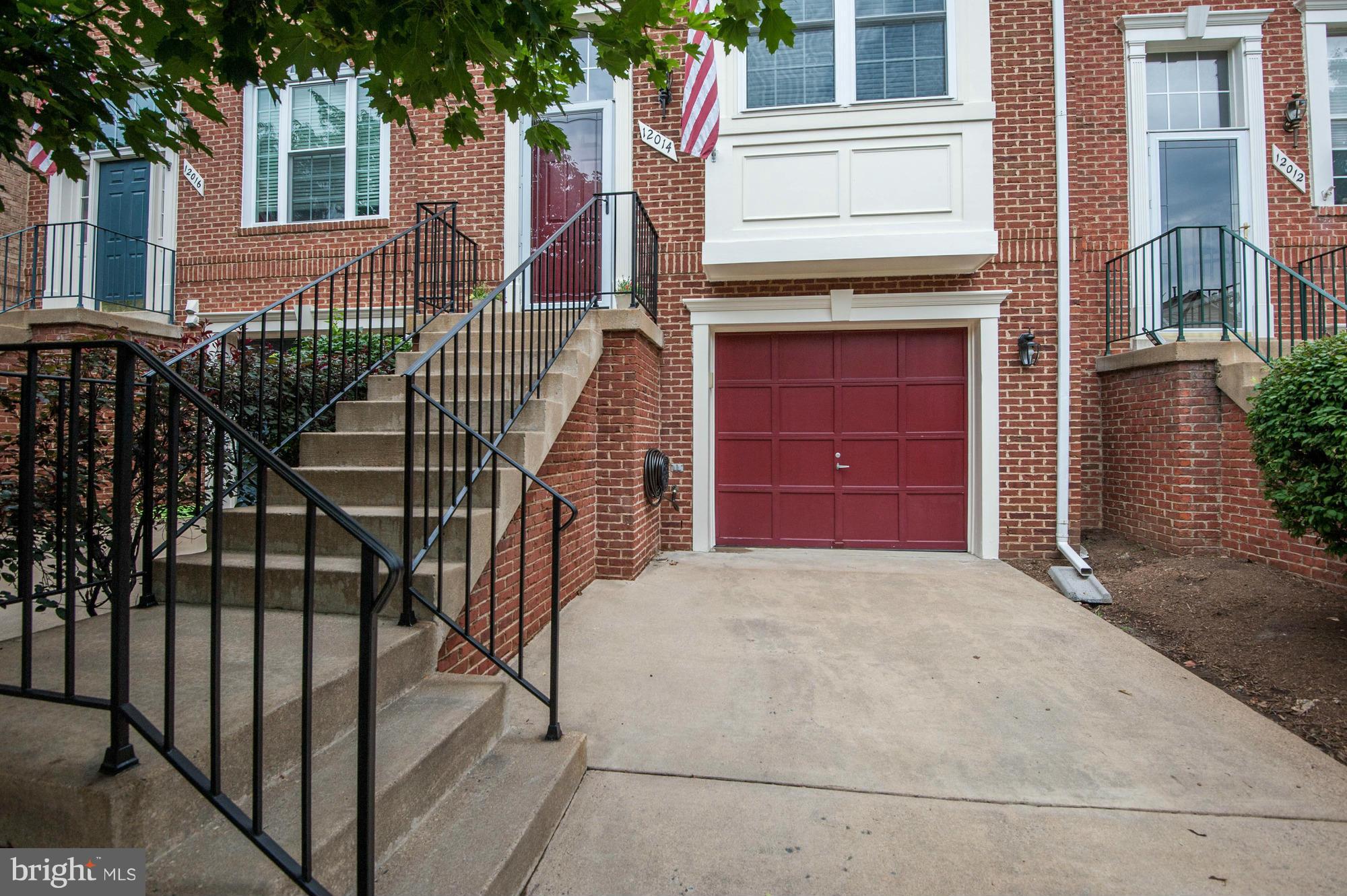 12014 Edgemere Circle Reston, VA 20190 - Photo 2 of 29 Exterior (Front)