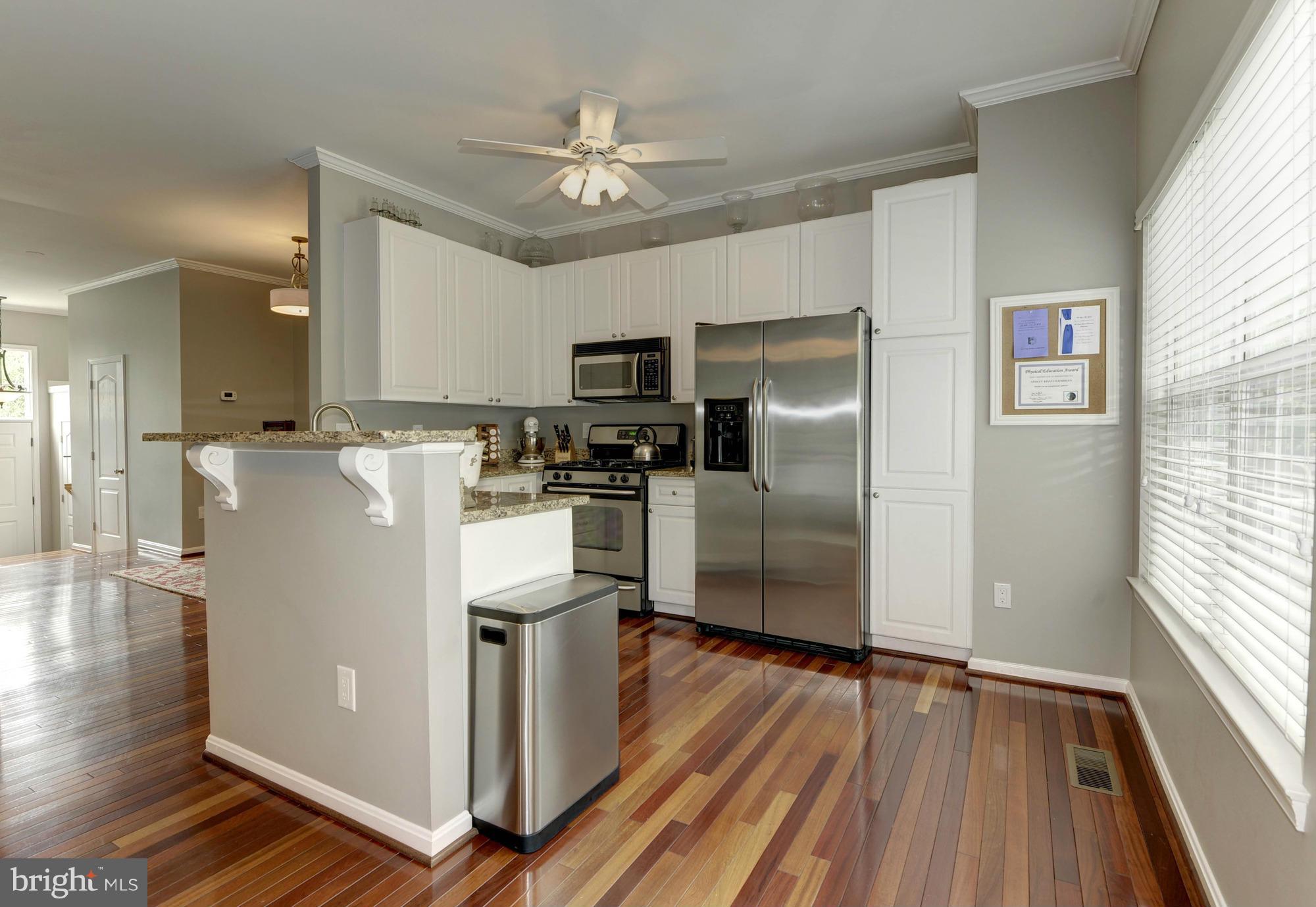 12014 Edgemere Circle Reston, VA 20190 - Photo 12 of 29 Kitchen