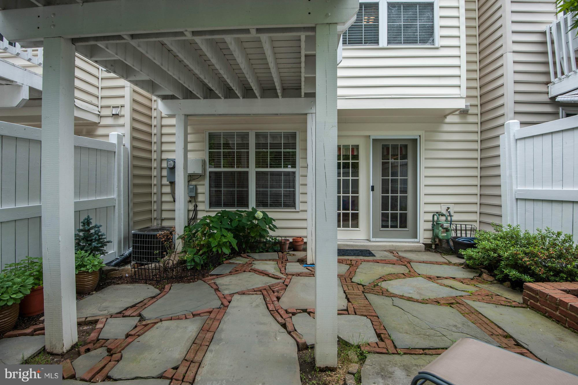 12014 Edgemere Circle Reston, VA 20190 - Photo 27 of 29 Exterior (General)