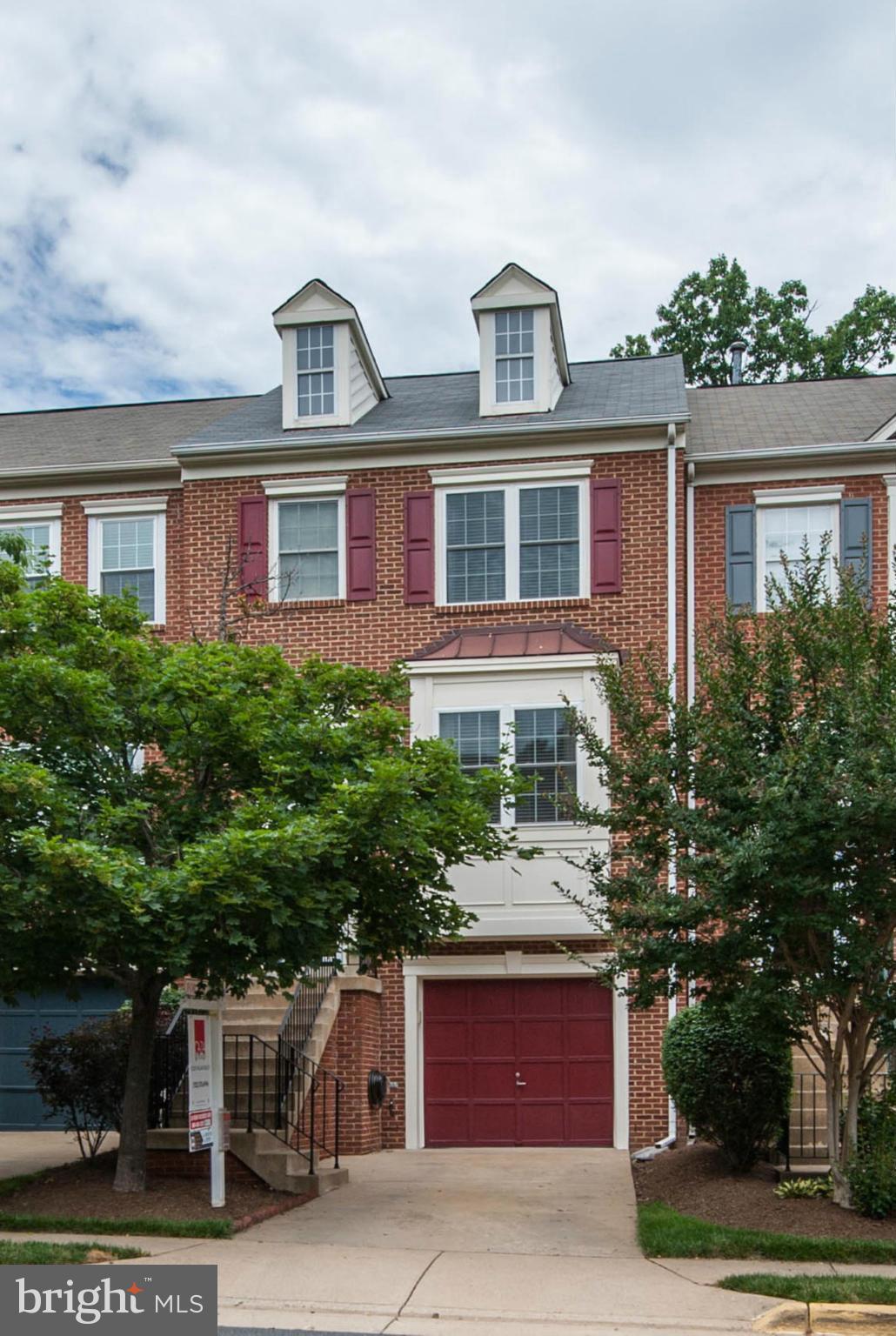 12014 Edgemere Circle Reston, VA 20190 - Photo 29 of 29 Exterior (Front)