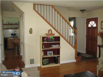 50 Fahnestock Road Malvern, PA 19355 - Photo 2 of 12 Foyer