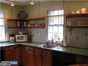 50 Fahnestock Road Malvern, PA 19355 - Photo 5 of 12 Kitchen
