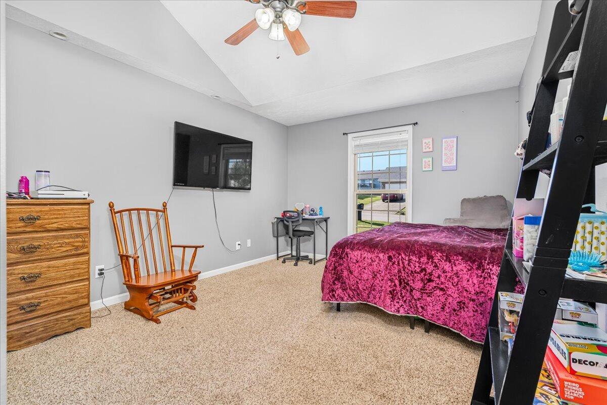 1034 Rueland Drive Lawrenceburg, KY 40342 - Photo 21 of 35 Bedroom 3