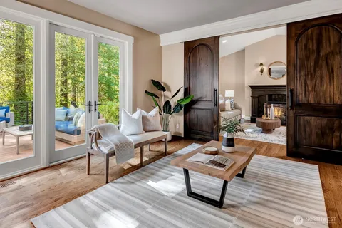 $1,750,000 | 2016 236th Avenue Southeast, Sammamish, WA 98075