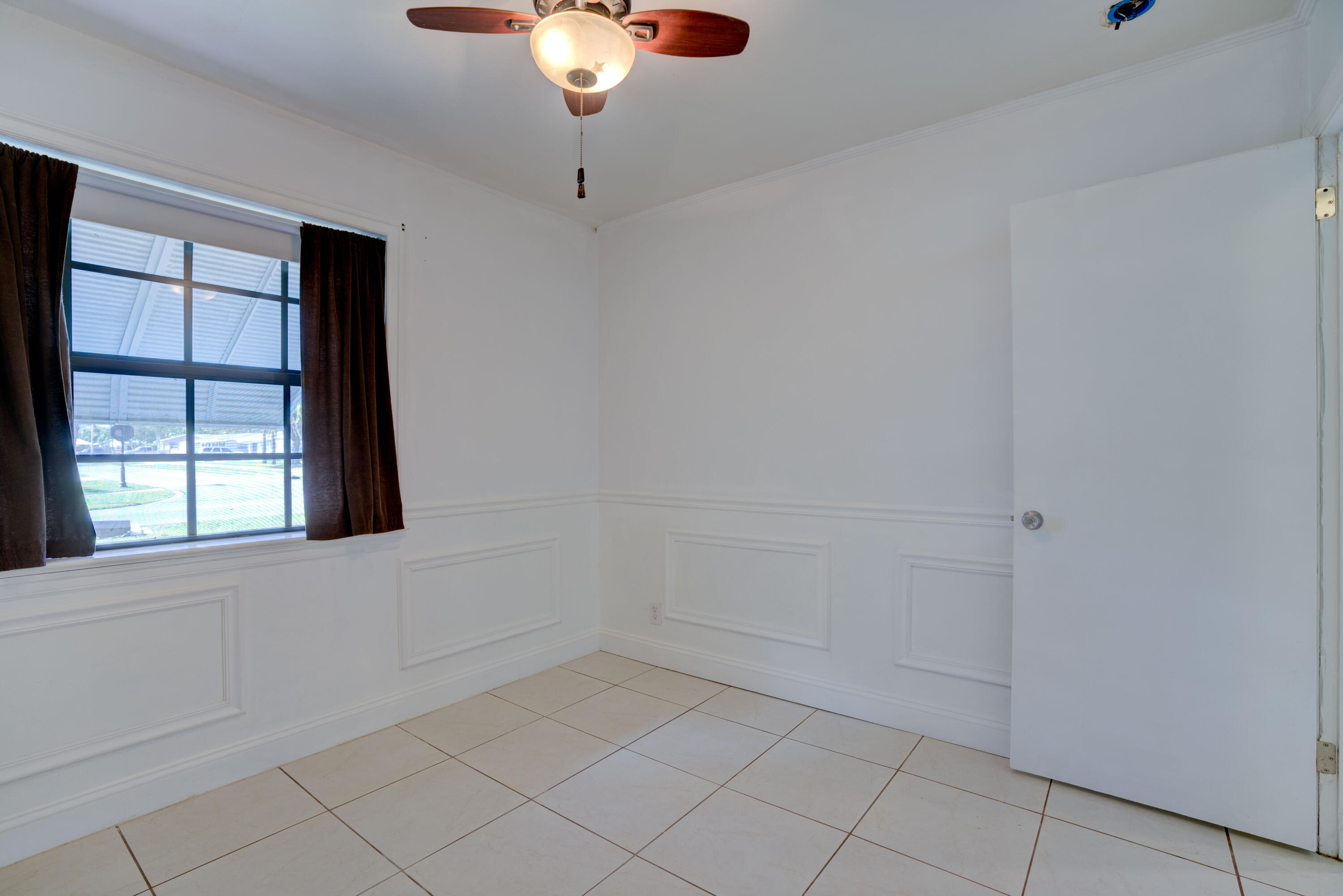 709 Gumtree Road North Palm Beach, FL 33408 - Photo 25 of 51 Guest Bedroom 1