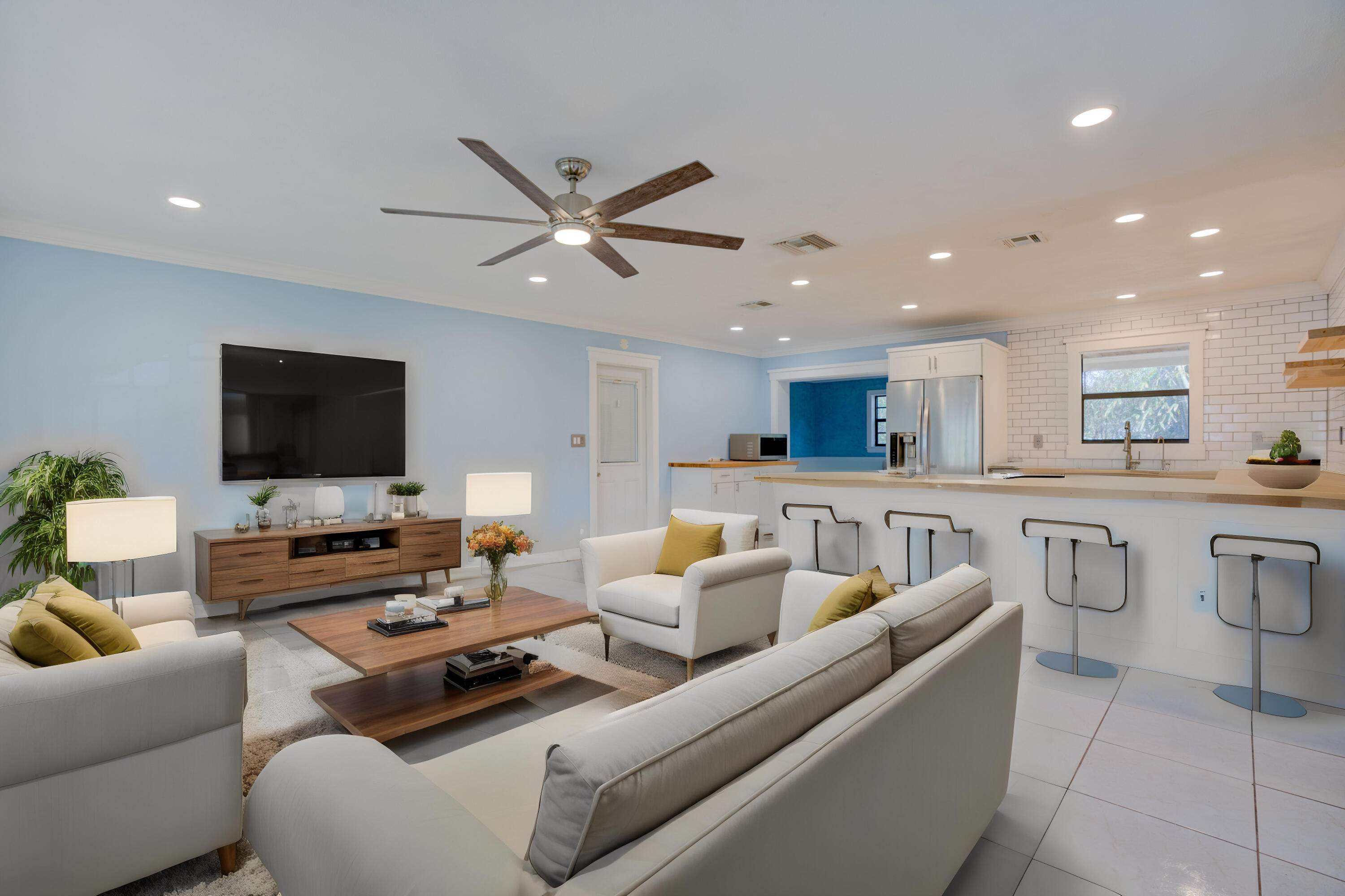 709 Gumtree Road North Palm Beach, FL 33408 - Photo 5 of 51 Living Area Virtually Staged