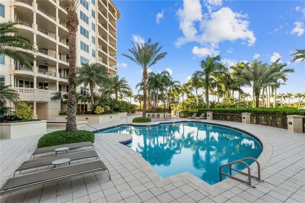 $13,500 | 13621 Deering Bay Drive, Unit 304, Coral Gables, FL 33158