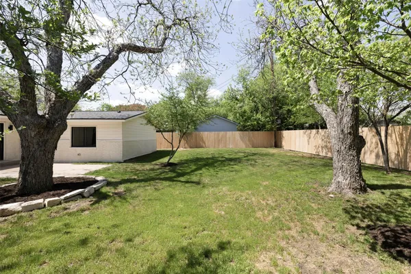 $639,000 | 2200 Bristol Drive, Austin, TX 78723
