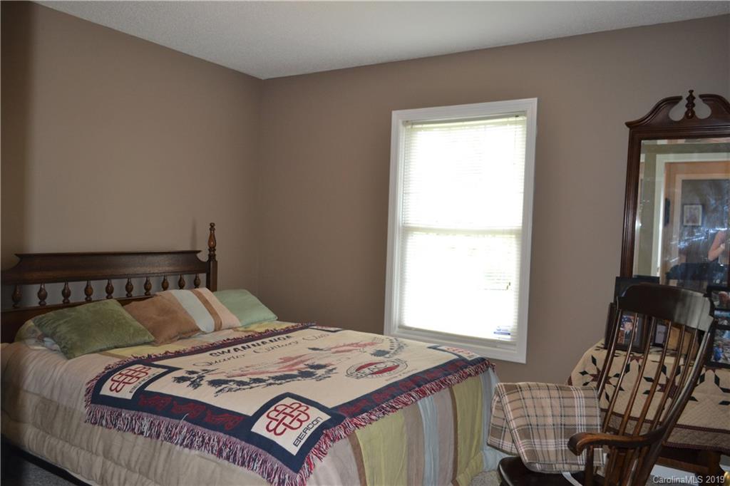 58 Rash Road Asheville, NC 28806 - Photo 14 of 18 Gallery Image 14