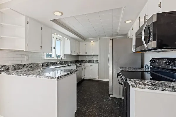 $379,900 | 1072 Waterville Road, Skowhegan, ME 04976