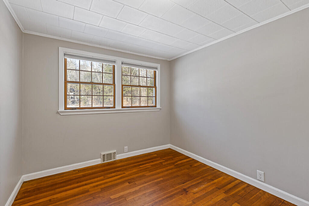 1072 Waterville Road Skowhegan, ME 04976 - Photo 42 of 53 39_BP5A0015_DxO_mls