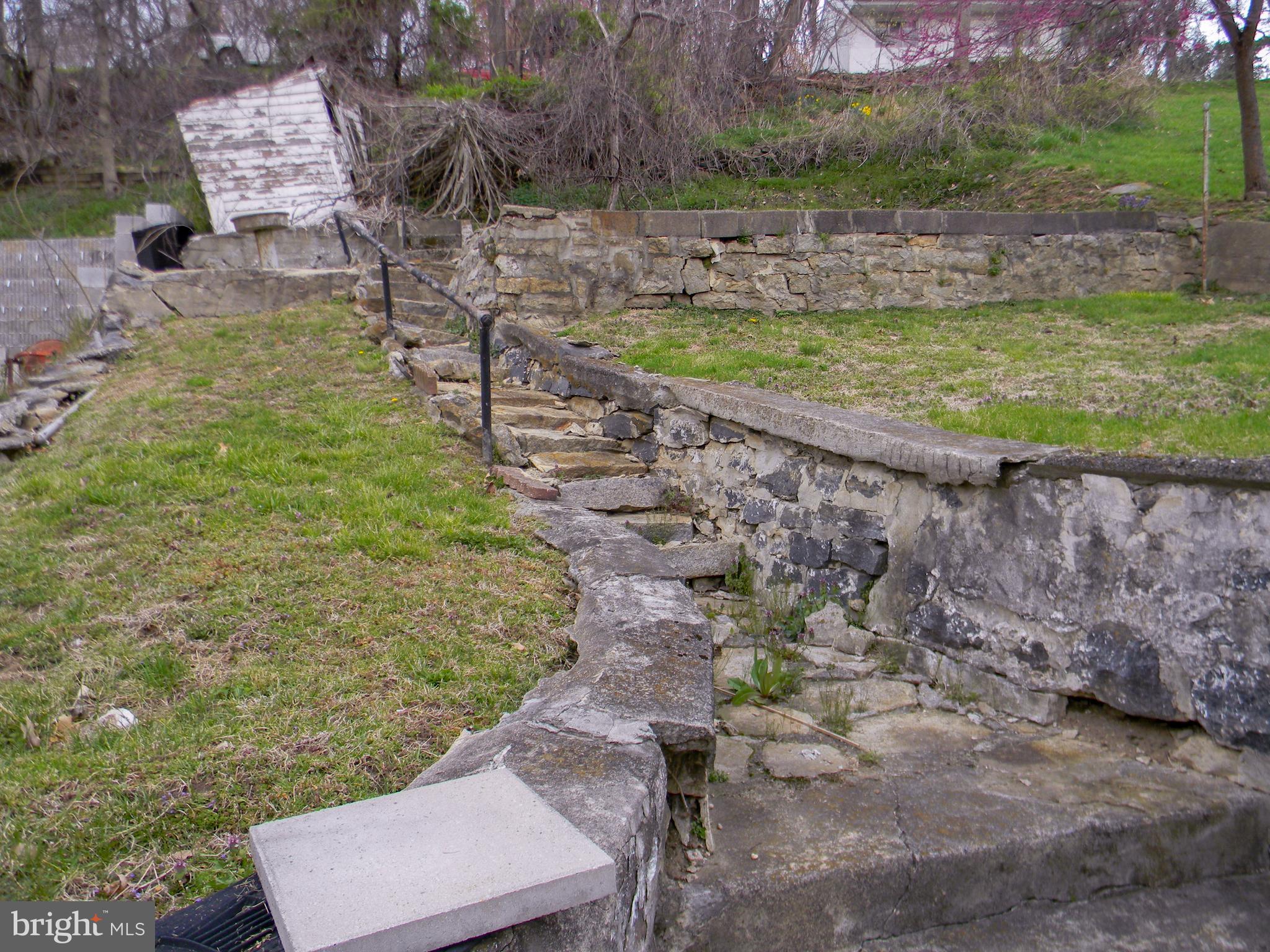 369 Lenni Road Lenni, PA 19052 - Photo 21 of 22 Back Yard Space