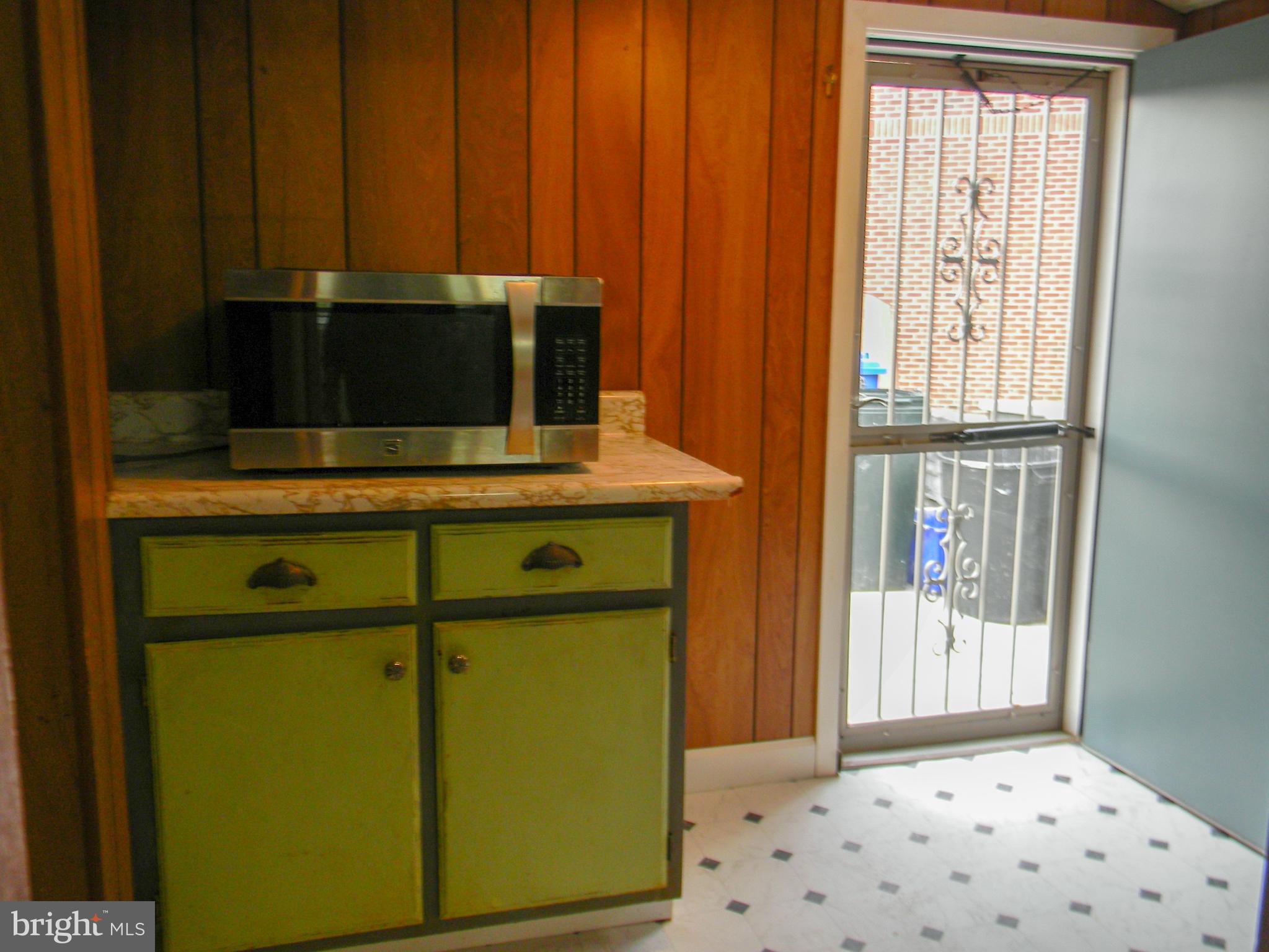 369 Lenni Road Lenni, PA 19052 - Photo 8 of 22 Mudroom