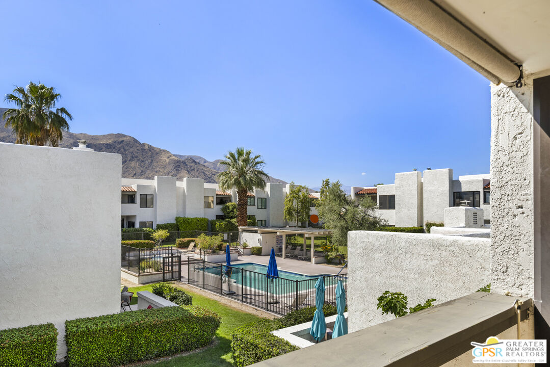 415 Rio Vista Drive Palm Springs, CA 92262 - Photo 16 of 33