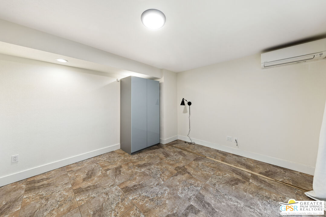 415 Rio Vista Drive Palm Springs, CA 92262 - Photo 25 of 33