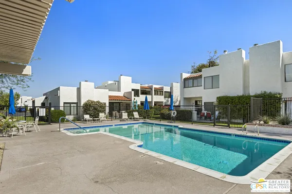$549,900 | 415 Rio Vista Drive, Palm Springs, CA 92262