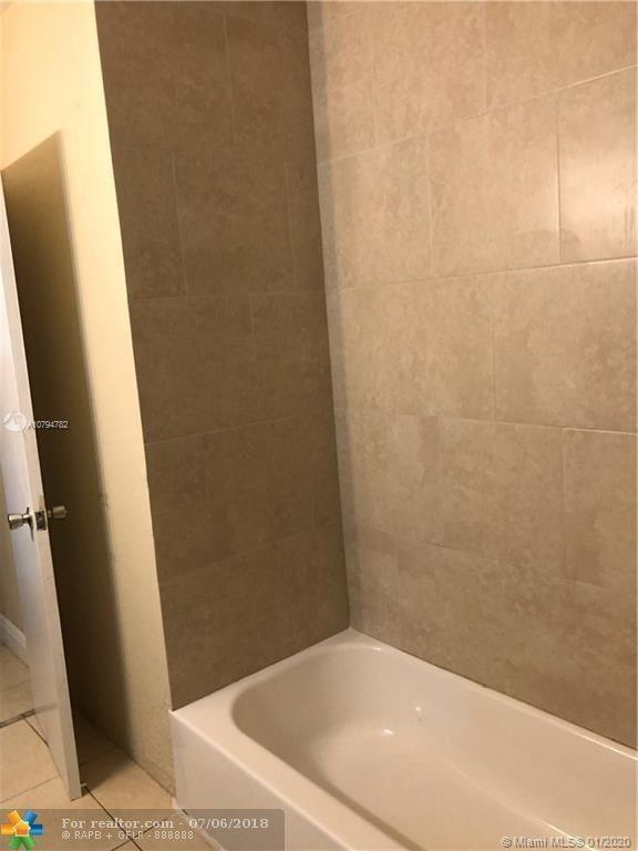 6870 Southwest 28th Street Miramar, FL 33023 - Photo 15 of 22