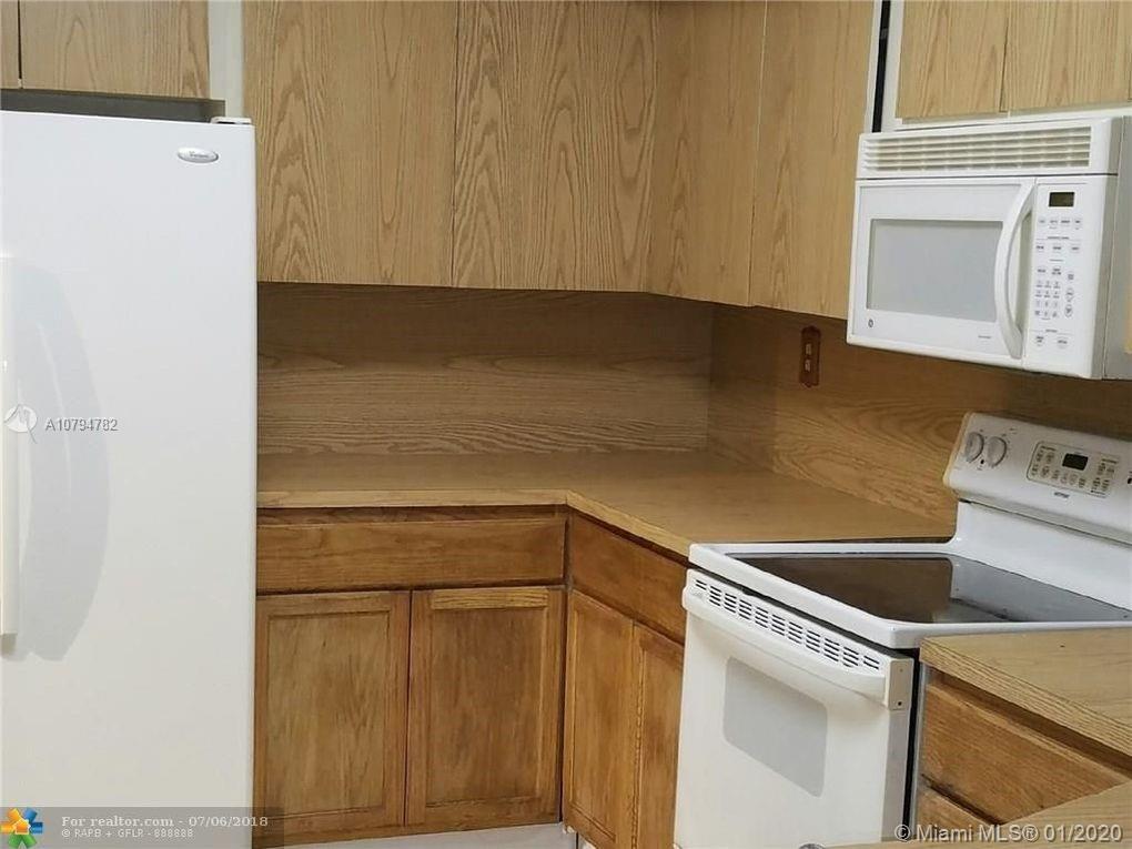 6870 Southwest 28th Street Miramar, FL 33023 - Photo 19 of 22