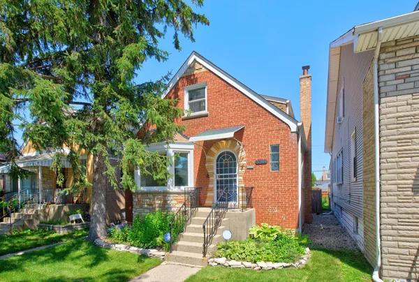$500,000 | 5349 North Neenah Avenue, Chicago, IL 60656