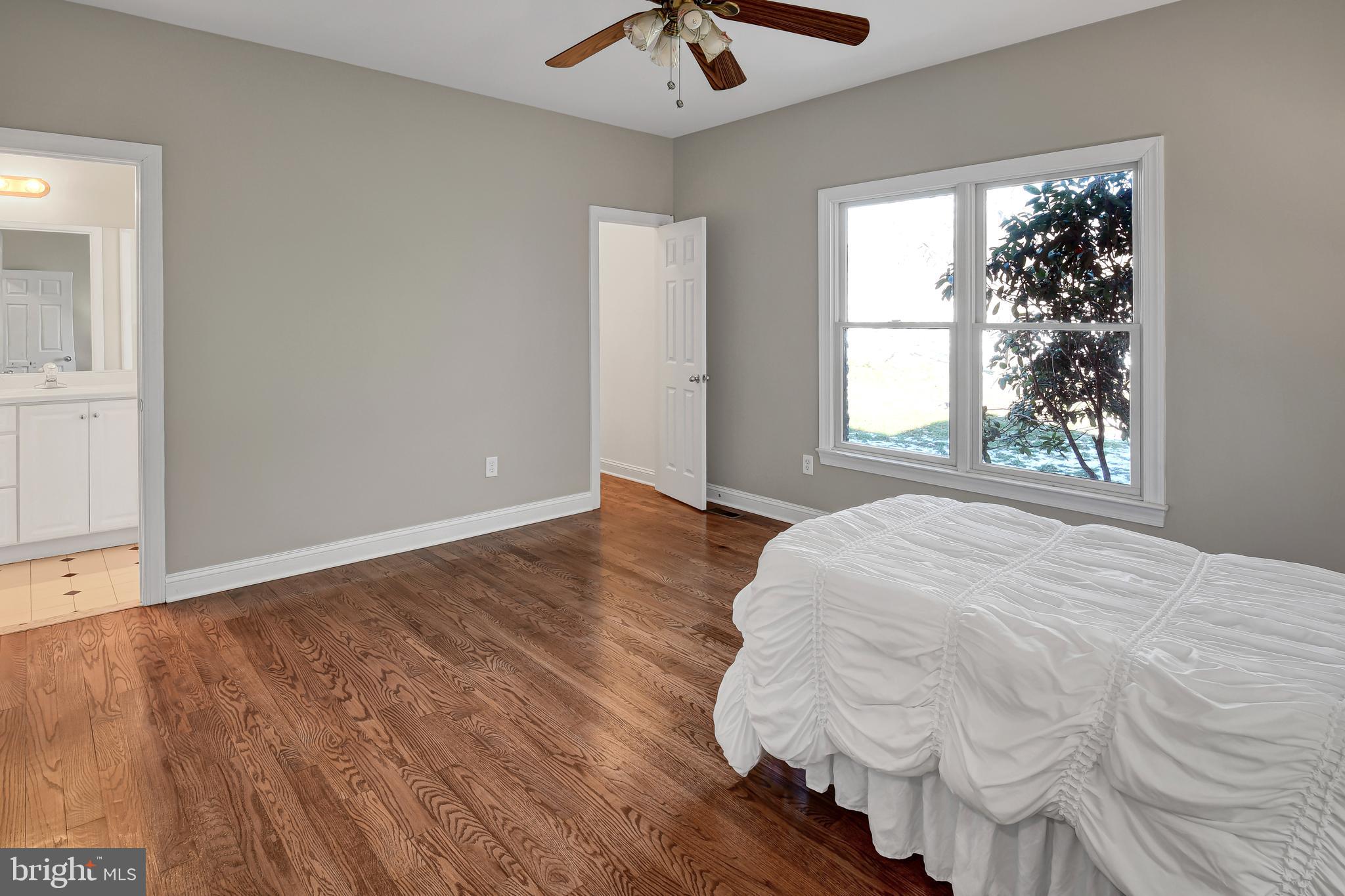 10915 Fingerboard Road Monrovia, MD 21770 - Photo 21 of 27 Secondary main-level bedroom