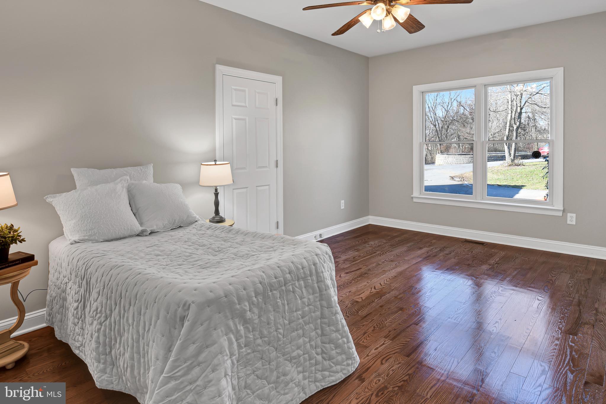 10915 Fingerboard Road Monrovia, MD 21770 - Photo 25 of 27 Third main level bedroom