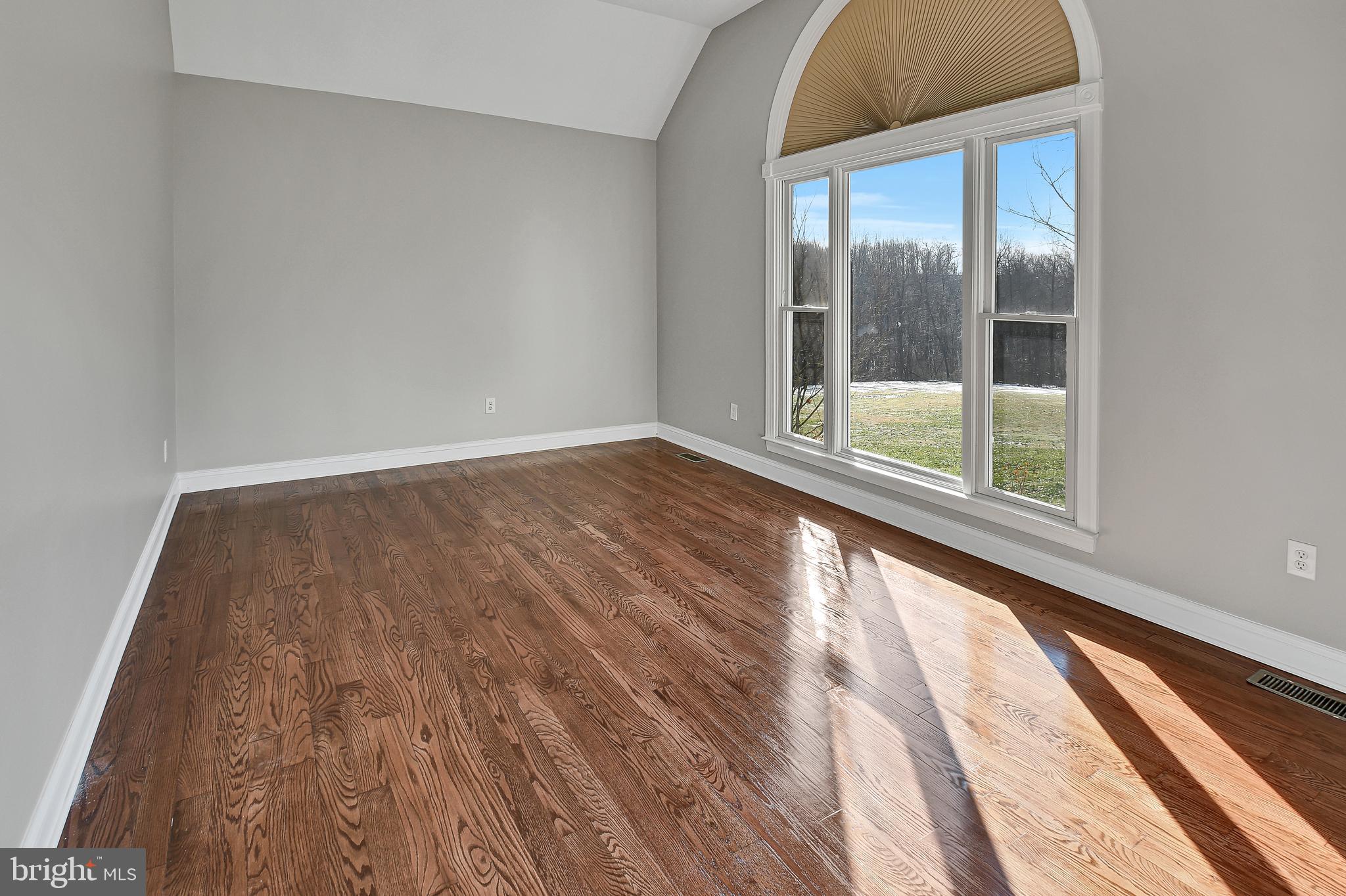 10915 Fingerboard Road Monrovia, MD 21770 - Photo 4 of 27 Spacious private office with great views