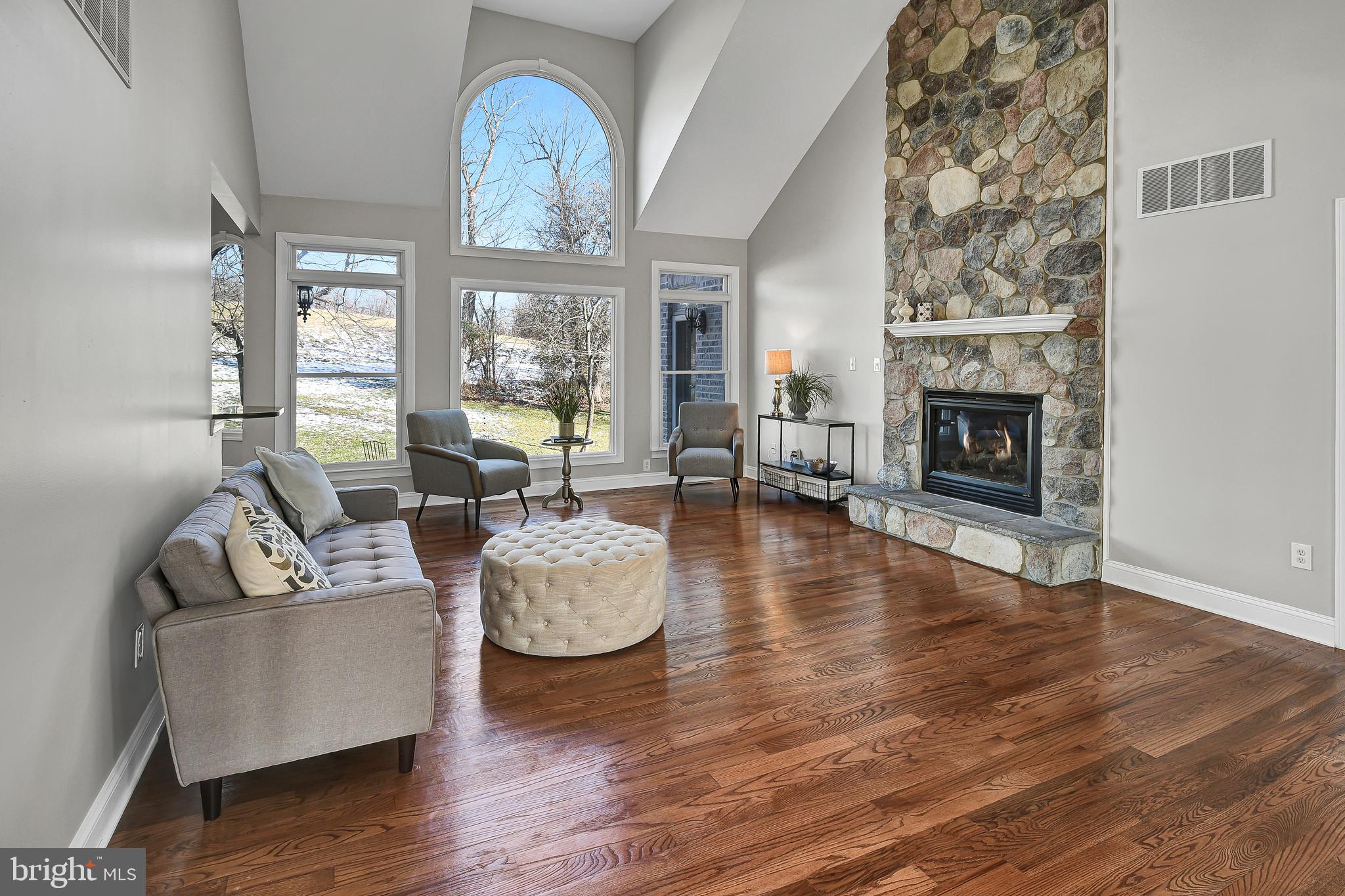 10915 Fingerboard Road Monrovia, MD 21770 - Photo 5 of 27 Warm & welcoming floor-to-ceiling fireplace