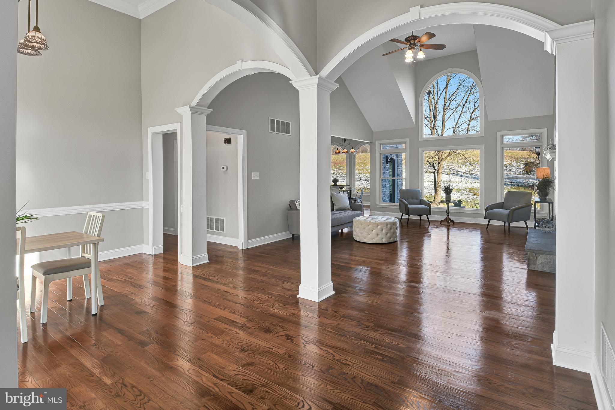 10915 Fingerboard Road Monrovia, MD 21770 - Photo 6 of 27 Open concept living