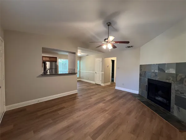 $1,200 | 10616 Mellow Meadow Drive, Unit 43B, Austin, TX 78750