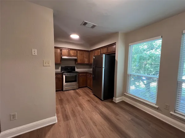 $1,200 | 10616 Mellow Meadow Drive, Unit 43B, Austin, TX 78750