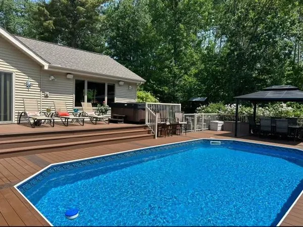 $485,000 | 8376 Cedar Crst Loop, Walker, MN 56484