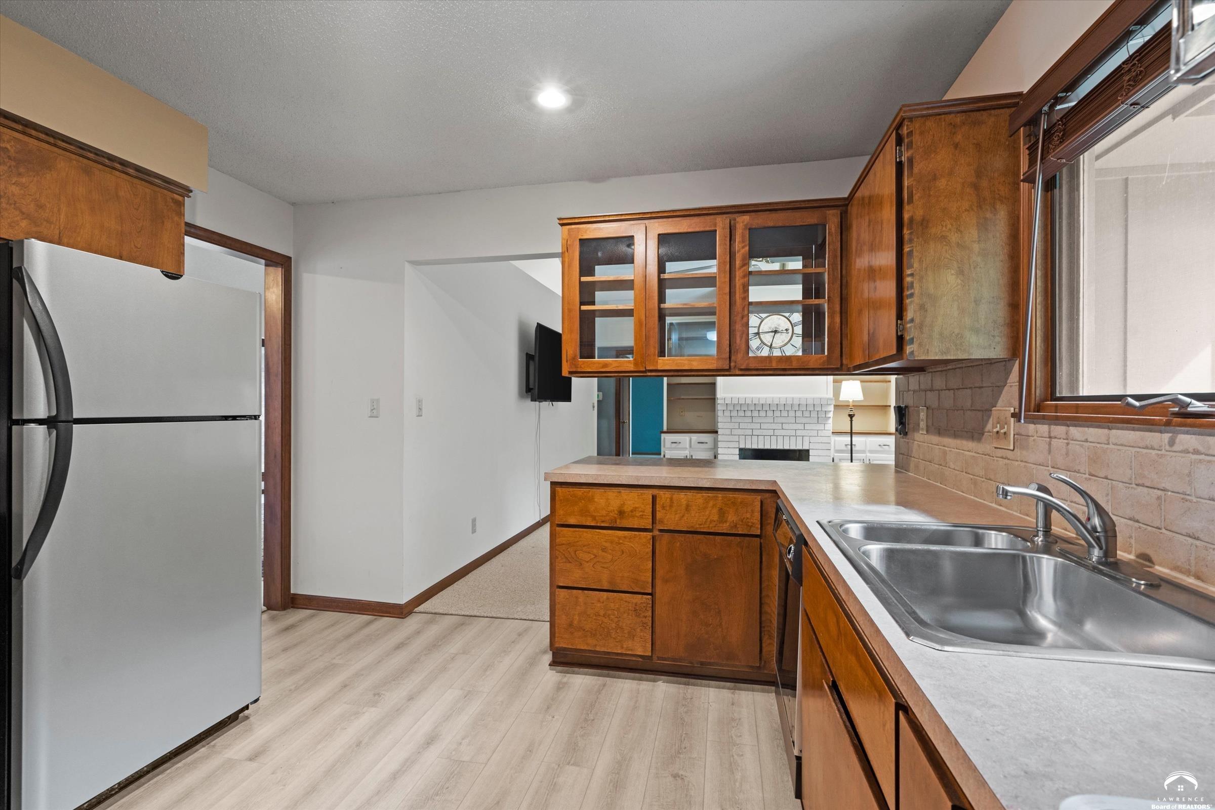 2609 Westdale Road Lawrence, KS 66049 - Photo 15 of 41