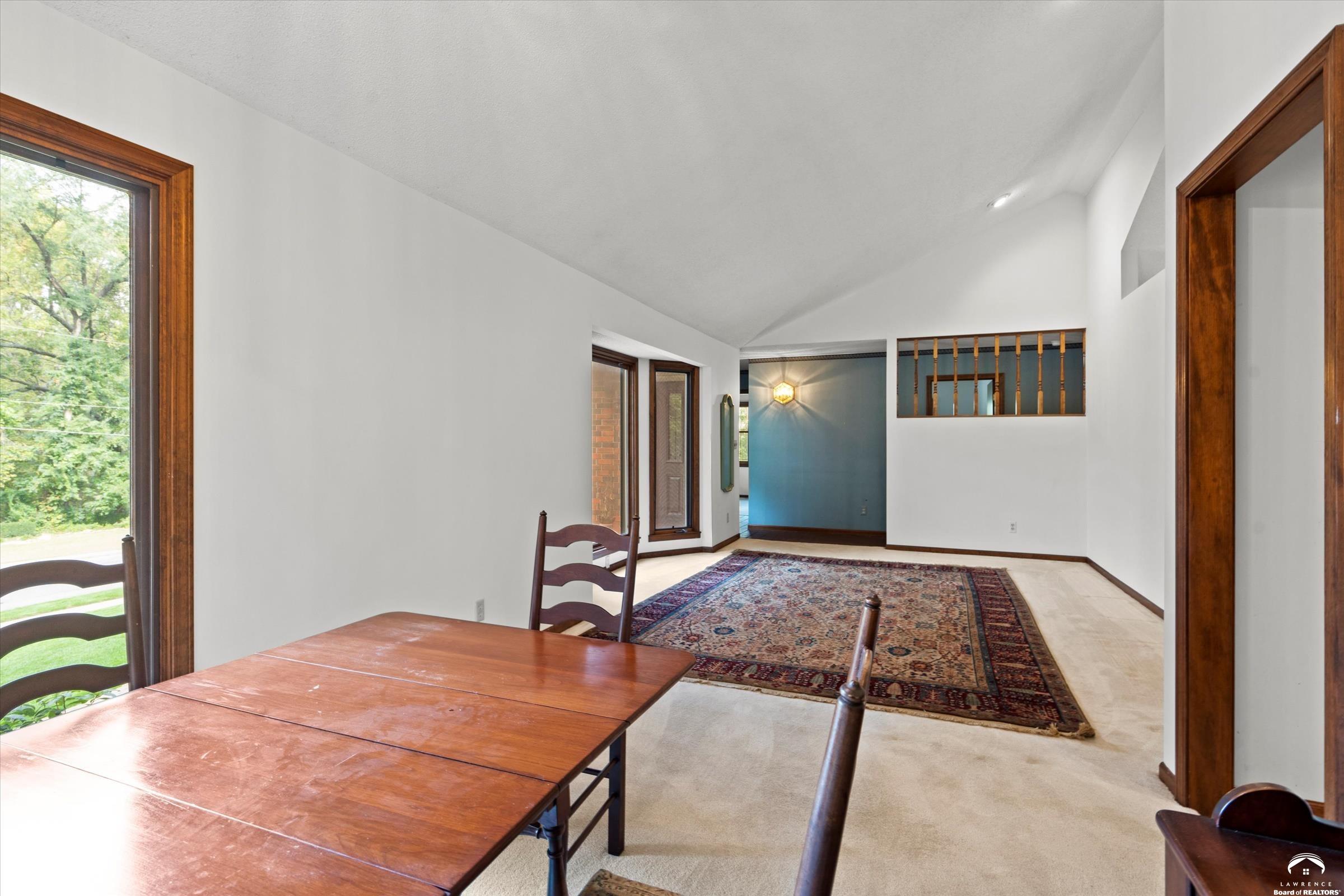 2609 Westdale Road Lawrence, KS 66049 - Photo 19 of 41