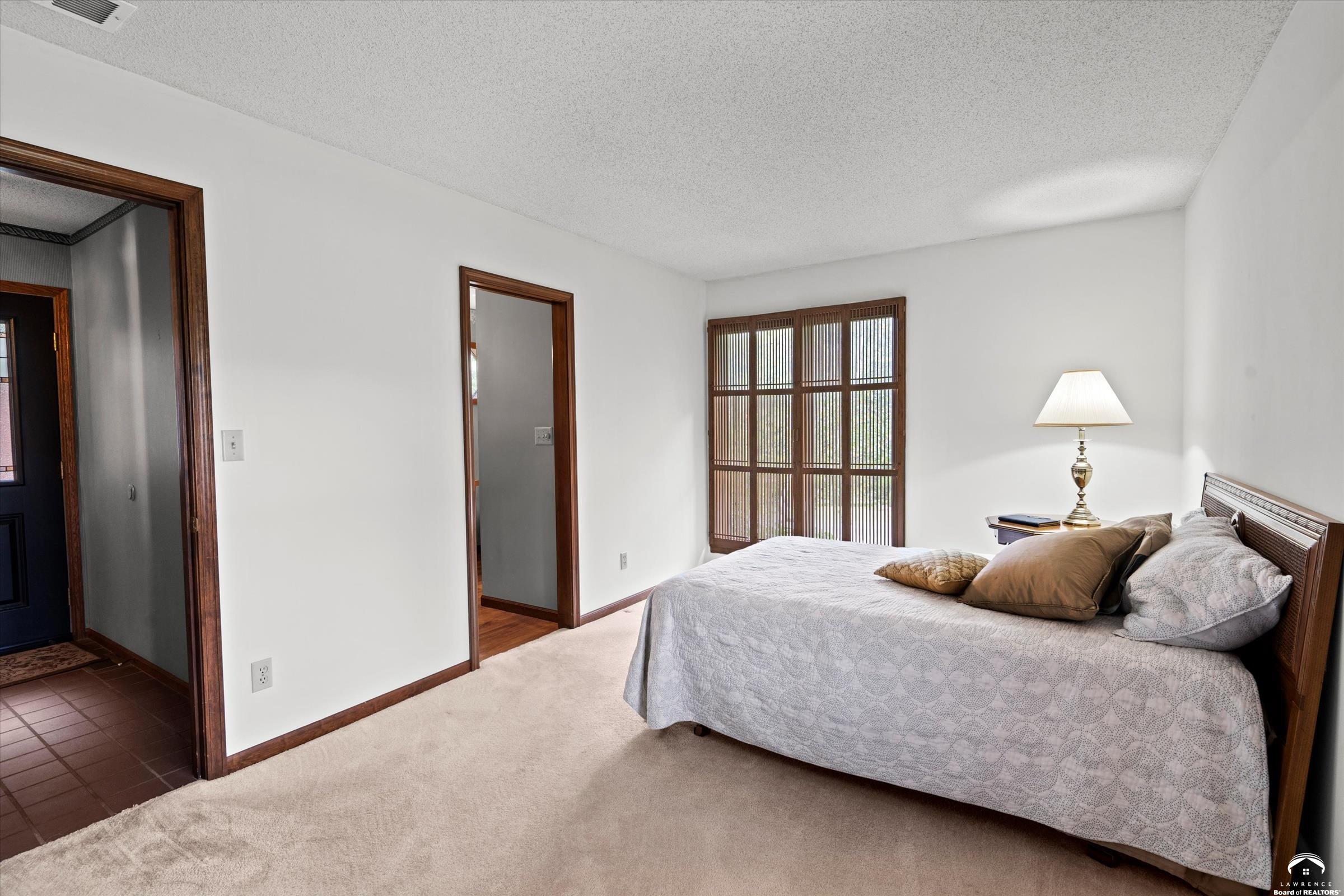 2609 Westdale Road Lawrence, KS 66049 - Photo 23 of 41