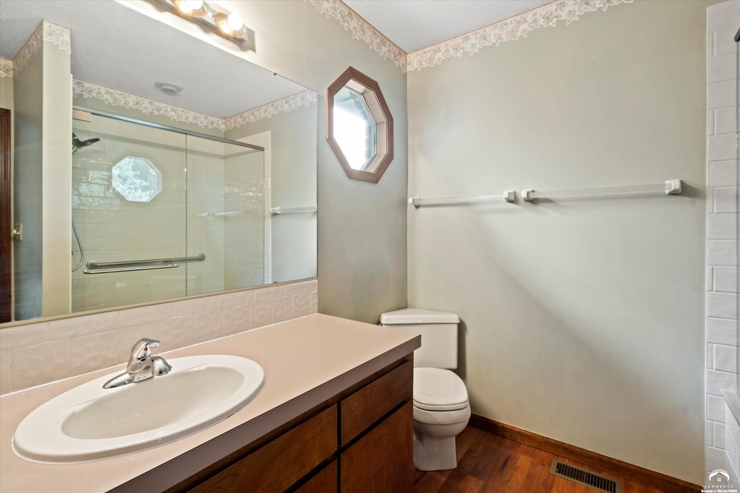 2609 Westdale Road Lawrence, KS 66049 - Photo 27 of 41