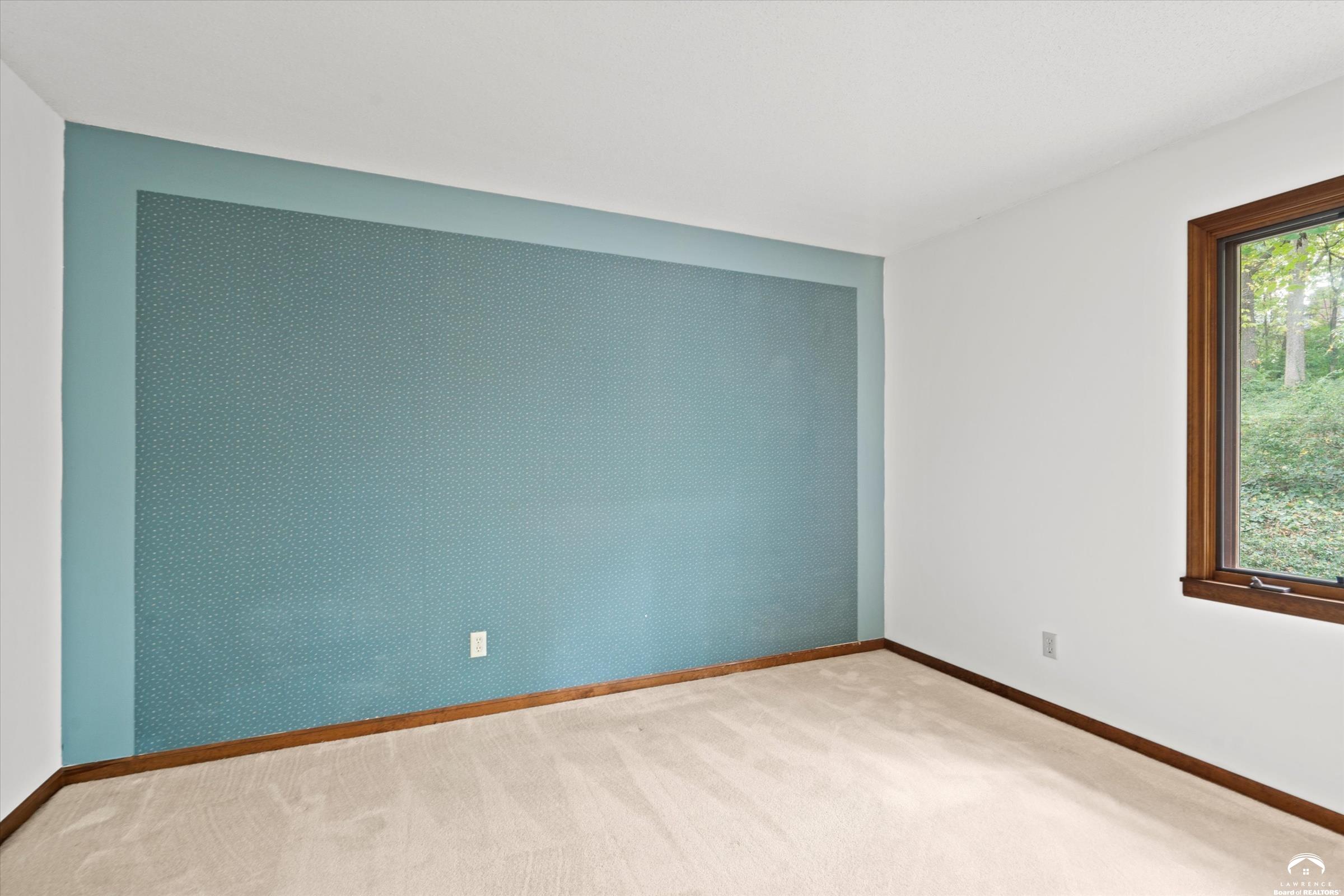 2609 Westdale Road Lawrence, KS 66049 - Photo 30 of 41