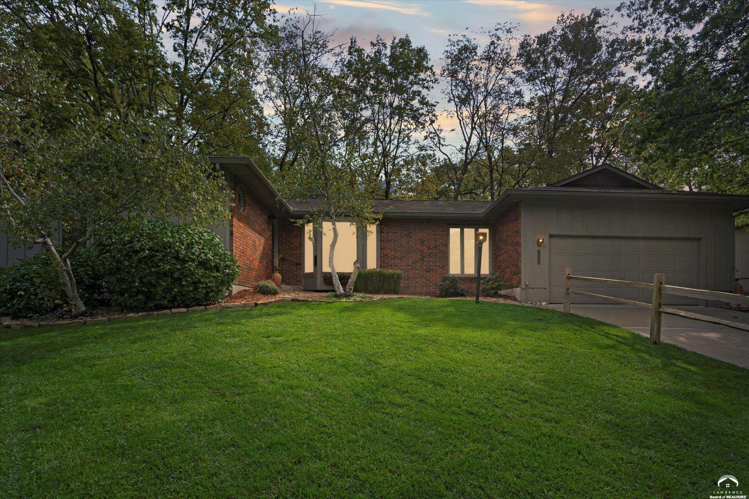 2609 Westdale Road Lawrence, KS 66049 - Photo 3 of 41