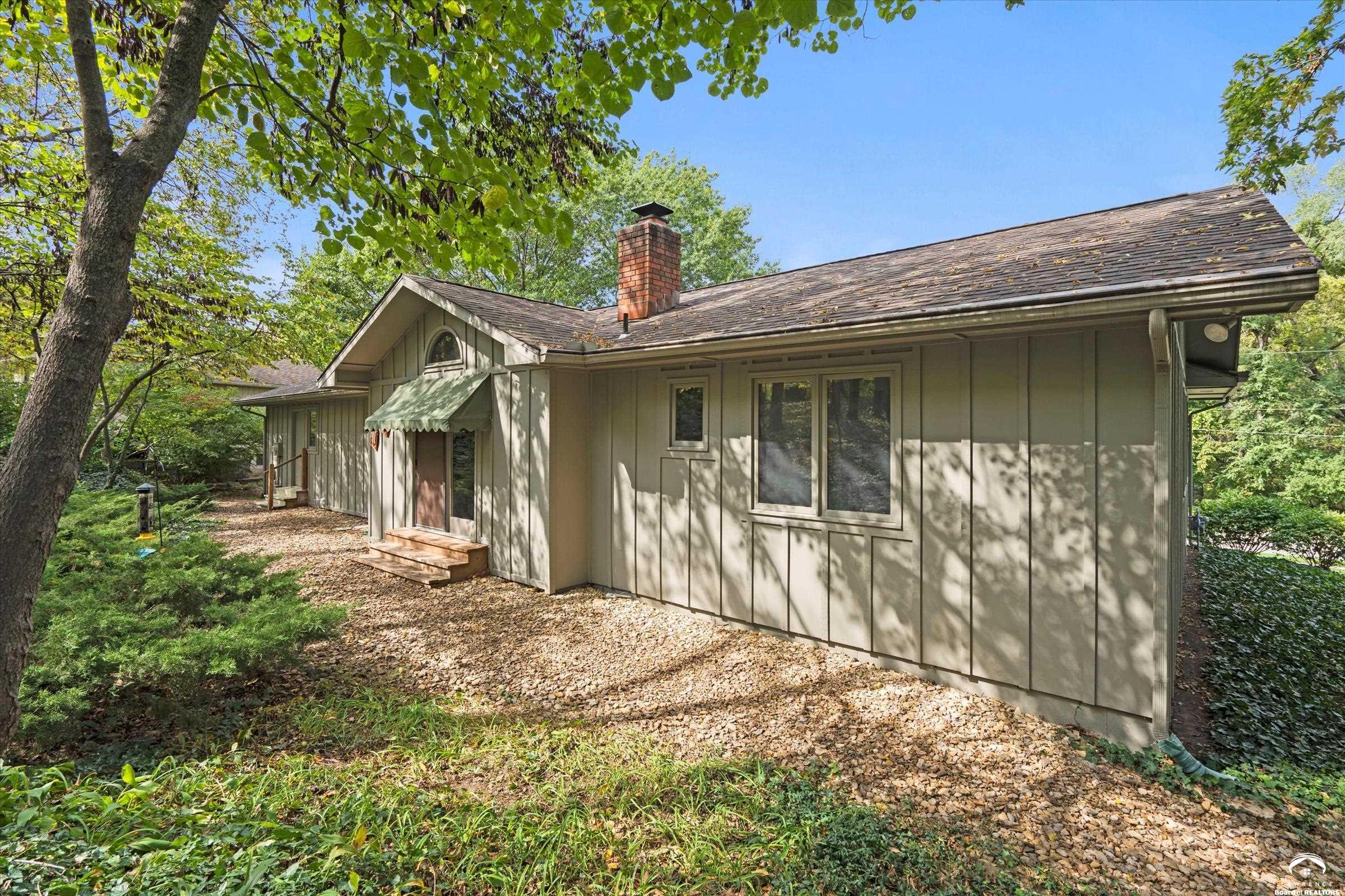 2609 Westdale Road Lawrence, KS 66049 - Photo 33 of 41