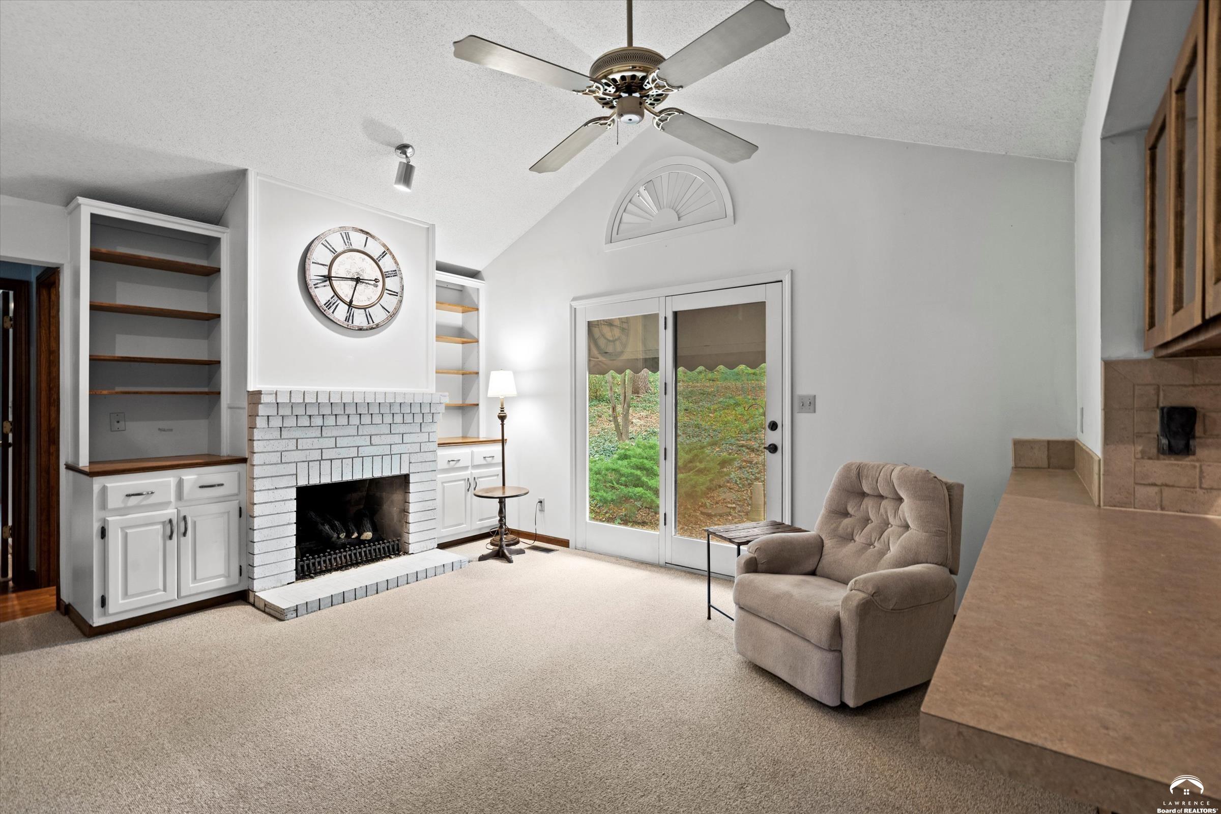 2609 Westdale Road Lawrence, KS 66049 - Photo 7 of 41