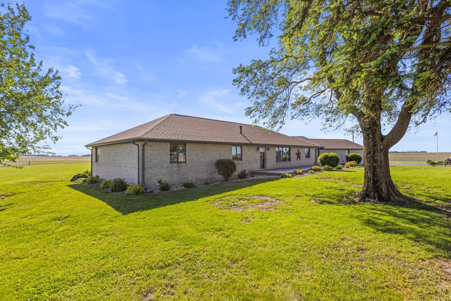 12317 North 1100 East Road Catlin, IL 61817 - Photo 2 of 44